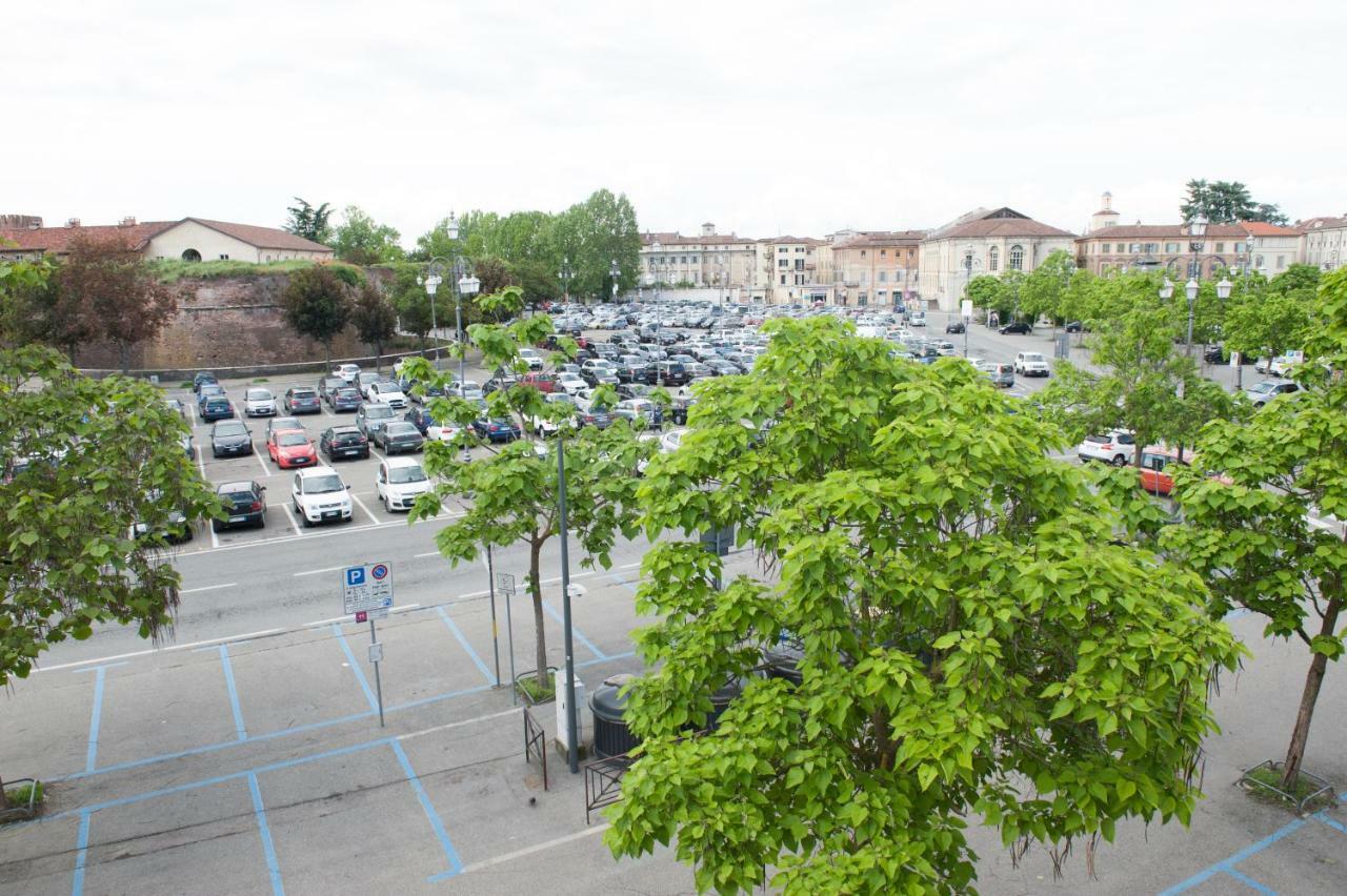 Appartamento Il Castello 卡萨莱蒙费拉托 外观 照片